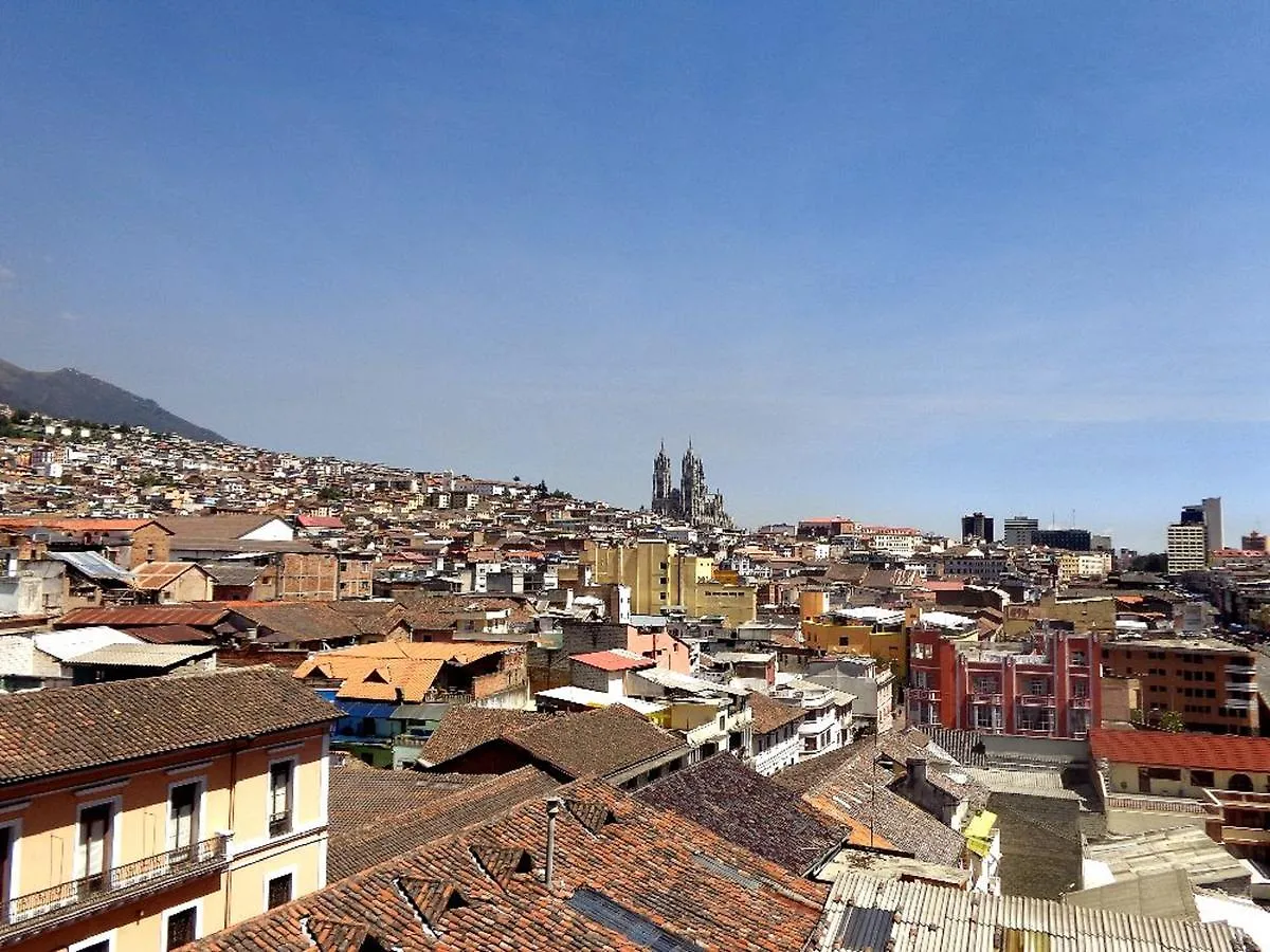 History Hostal Quito Albergue