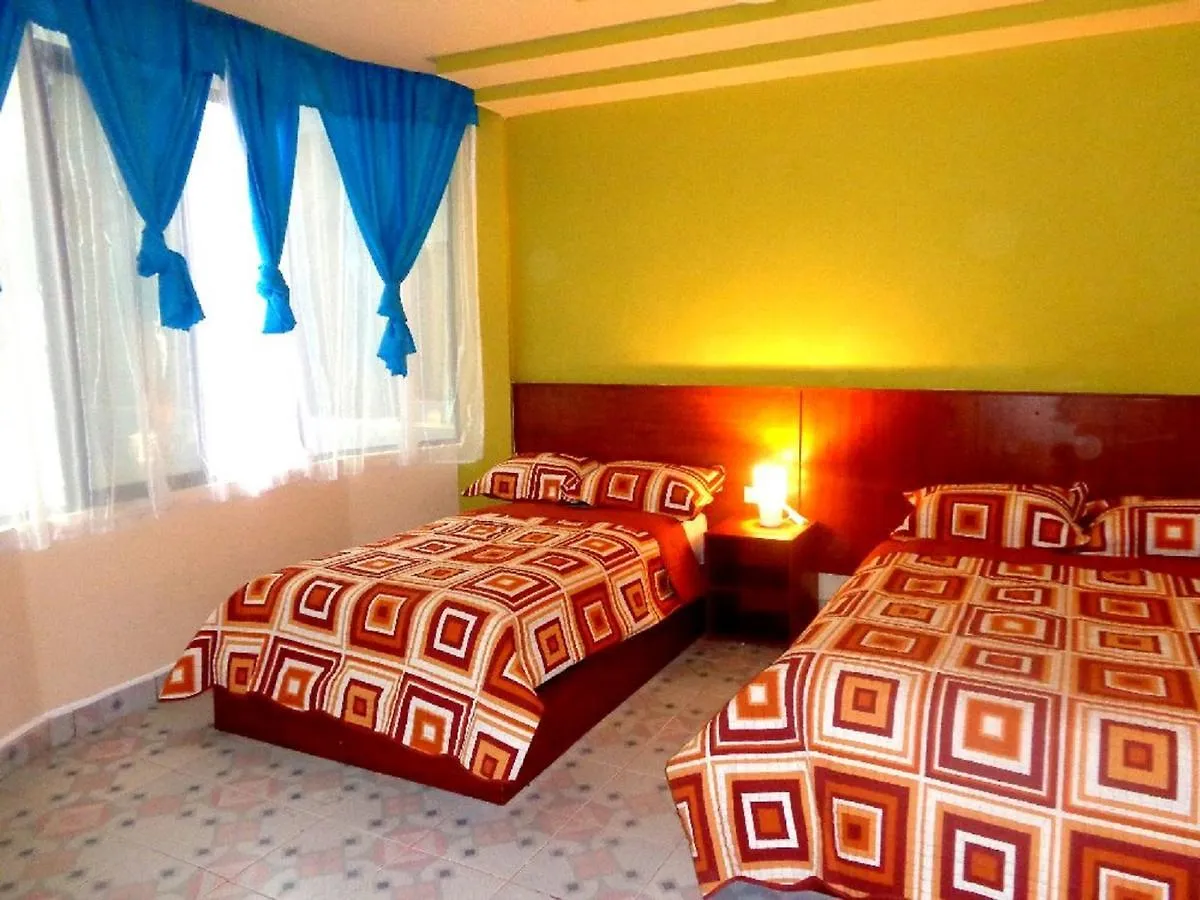 Albergue History Hostal Quito Equador